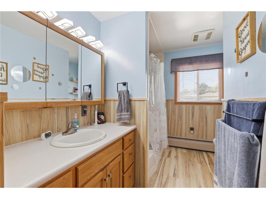 154 Dakota Street S Prescott WI 54021 - St Croix River 7079021 image19