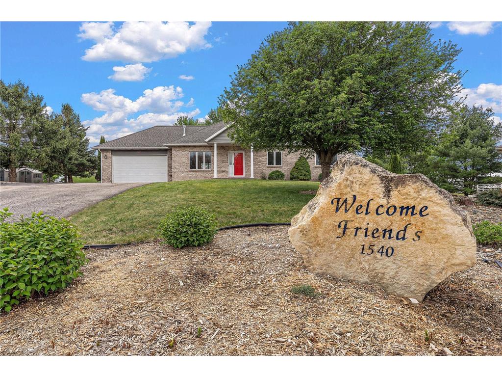 1540 Dutch Heritage Lane Baldwin WI 54002 7050948 image1