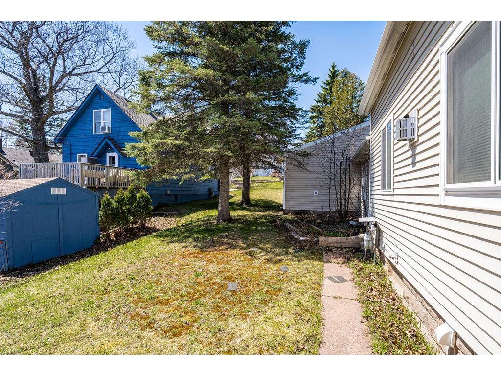 1540 N 7th Avenue E Duluth MN 55805 7074284 image25