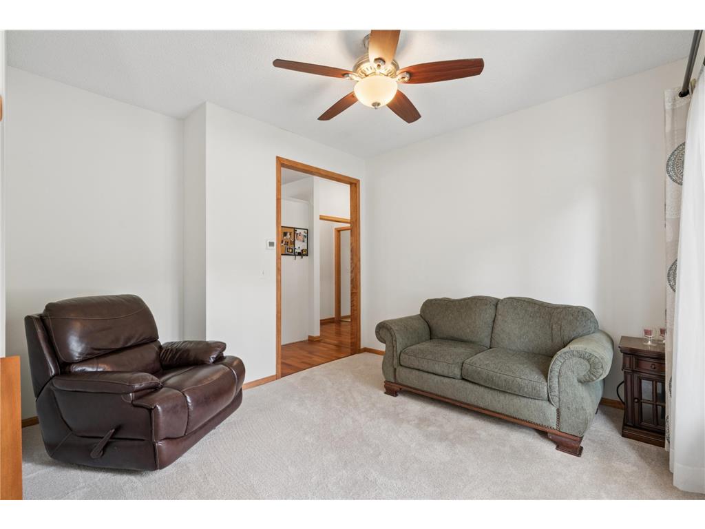 1540 Viewcrest Lane Burnsville MN 55337 7019205 image24