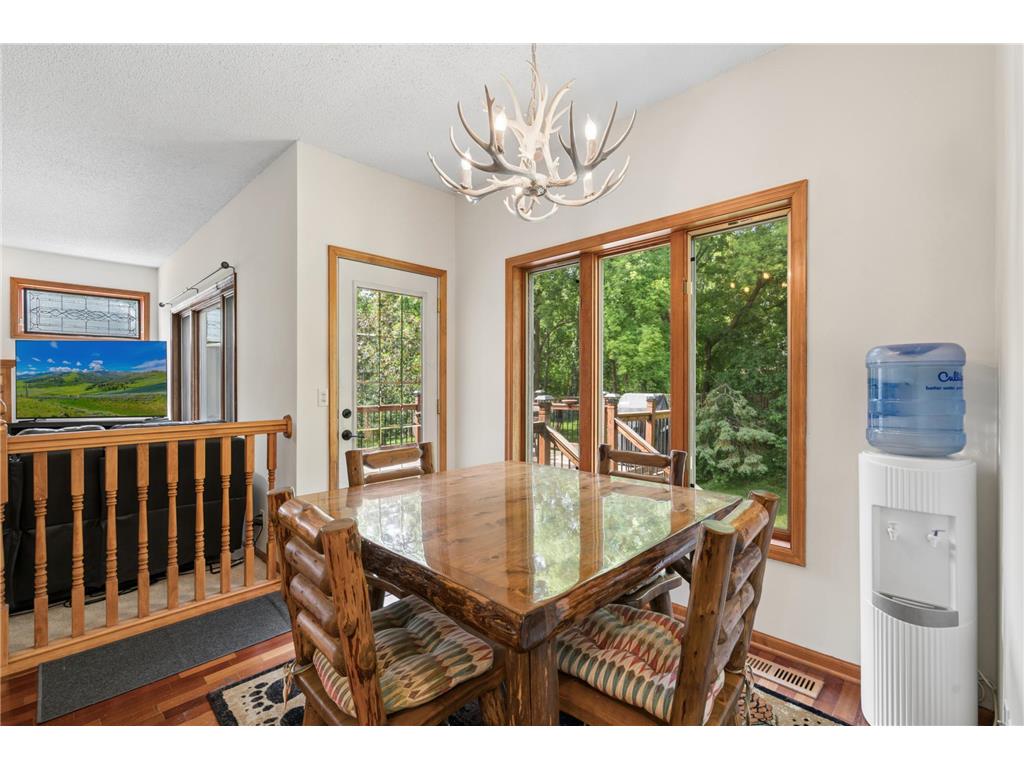 1540 Viewcrest Lane Burnsville MN 55337 7019205 image6