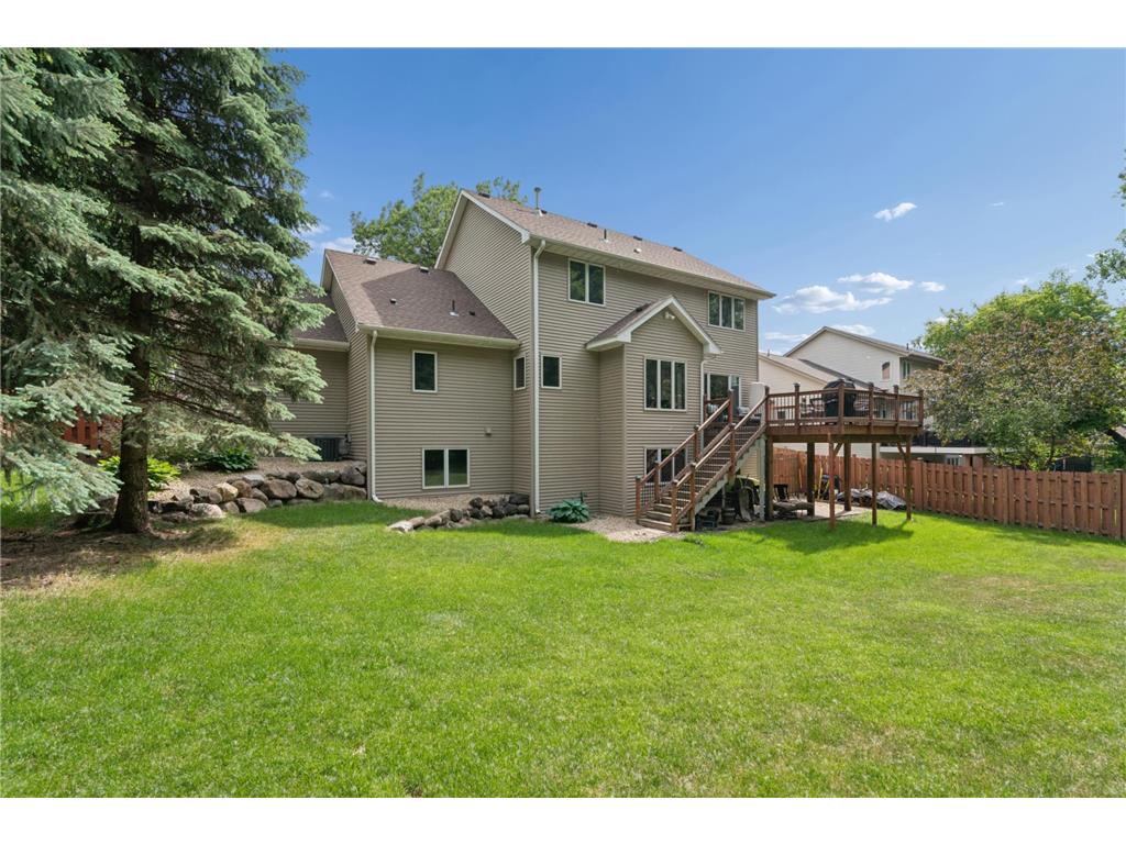 1540 Viewcrest Lane Burnsville MN 55337 7019205 image9