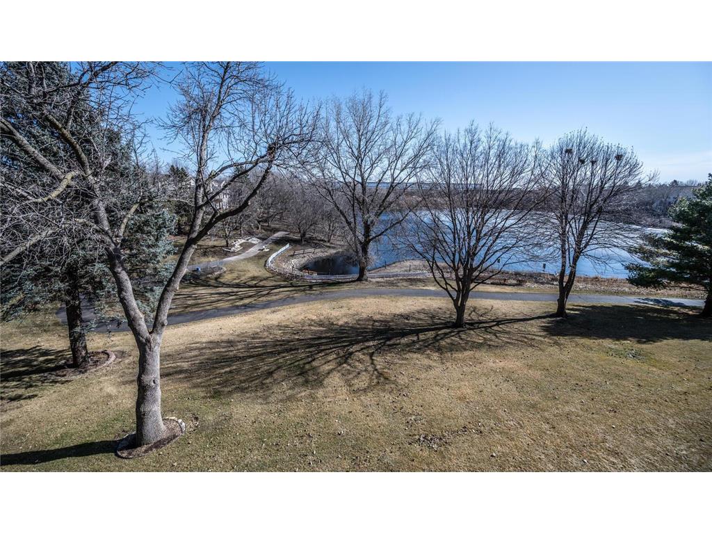 15400 Chippendale Avenue W #202 Rosemount MN 55068 6488155 image1