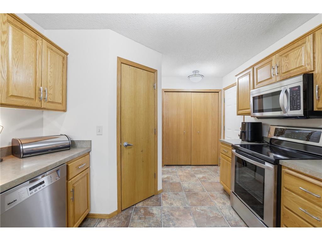 15407 Radium Street NW Anoka MN 55303 7074035 image13