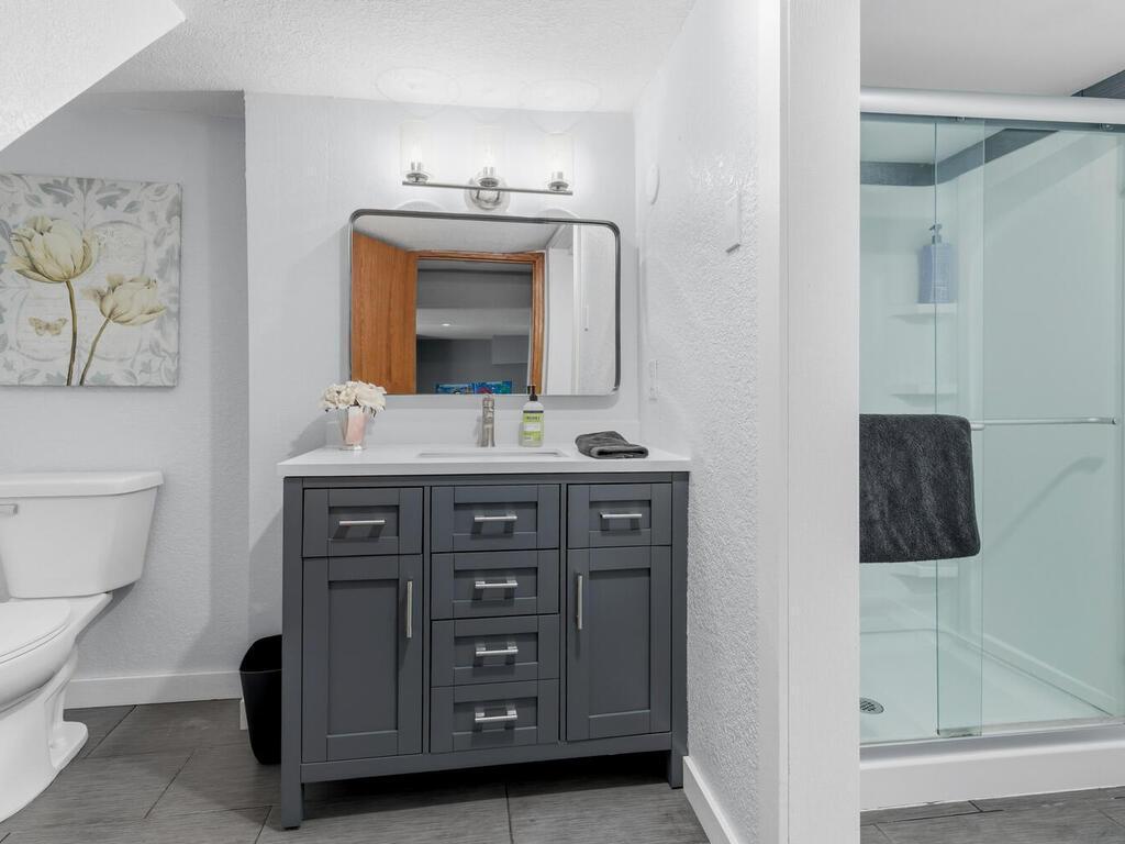 1541 60th Avenue NE Fridley MN 55432 7025859 image20