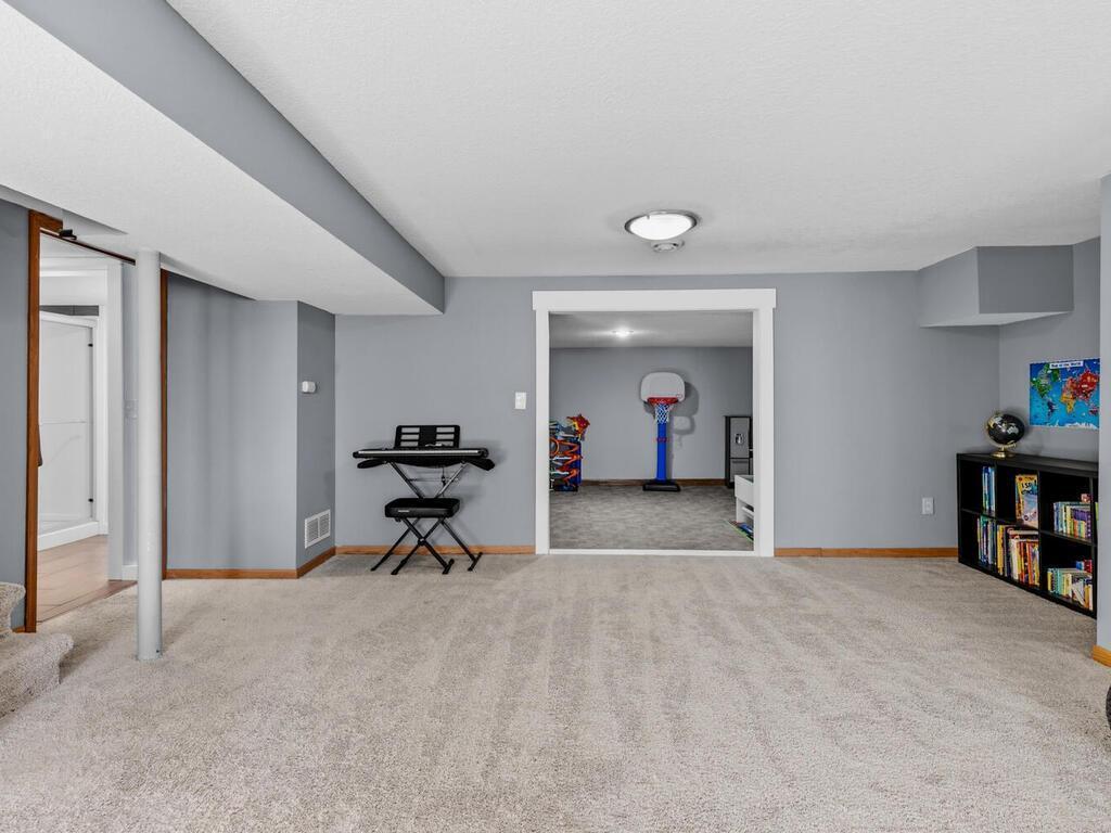 1541 60th Avenue NE Fridley MN 55432 7025859 image23