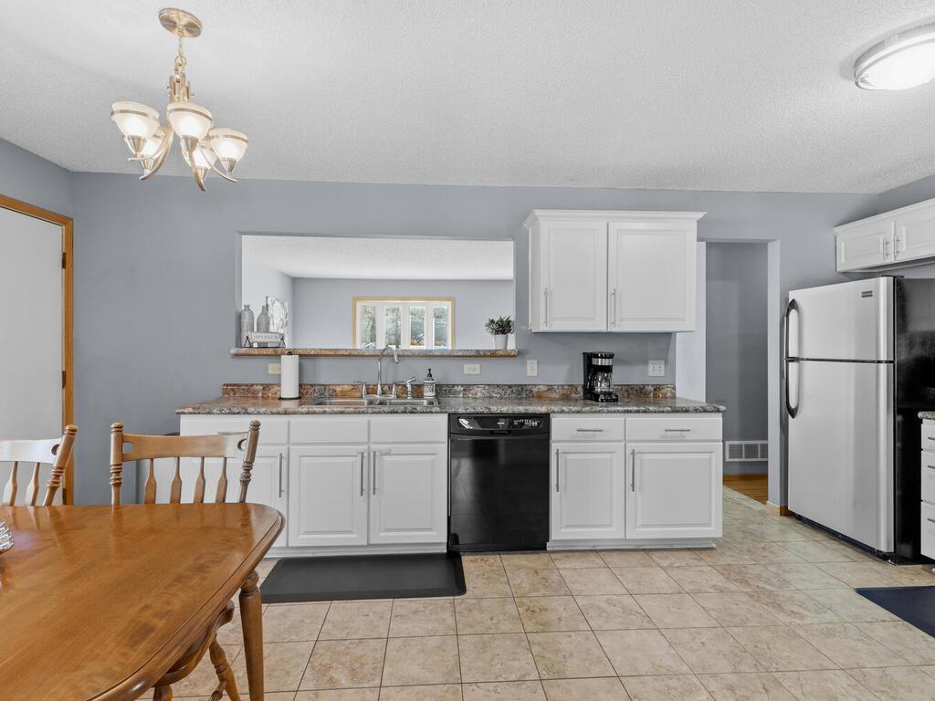 1541 60th Avenue NE Fridley MN 55432 7025859 image6