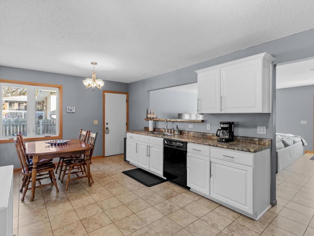 1541 60th Avenue NE Fridley MN 55432 7025859 image8