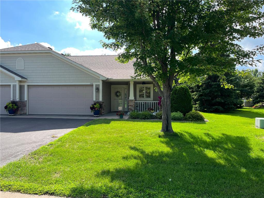 1541 Crestmoor Drive #16 New Richmond WI 54017 6411262 image1