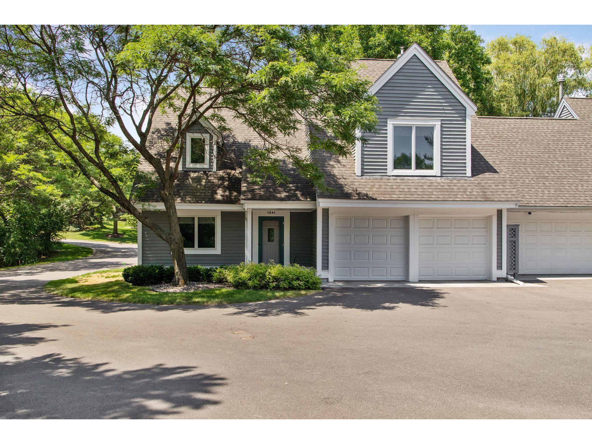 1541 Hollybrook Road, Wayzata, MN 55391 MLS 5741440 Edina Realty