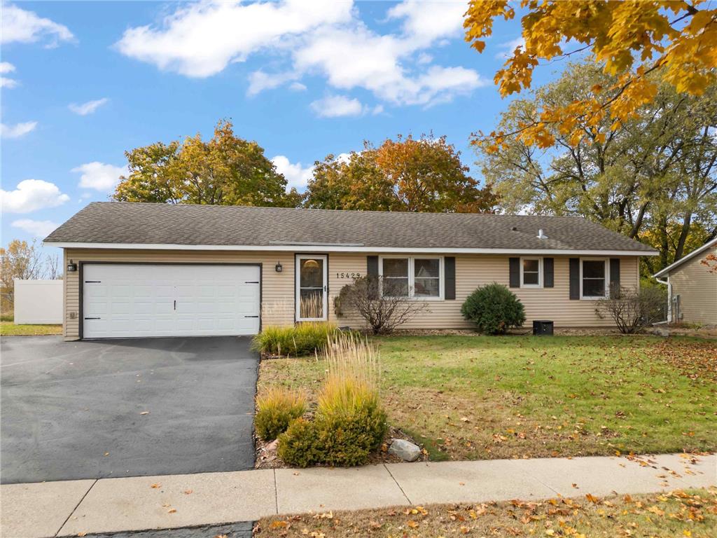 15429 Drexel Way Apple Valley MN 55124 7062988 image1