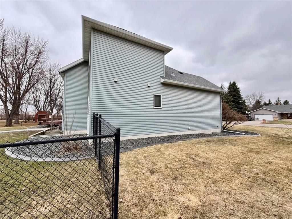 1543 14th Avenue N Wahpeton ND 58075 7049672 image60