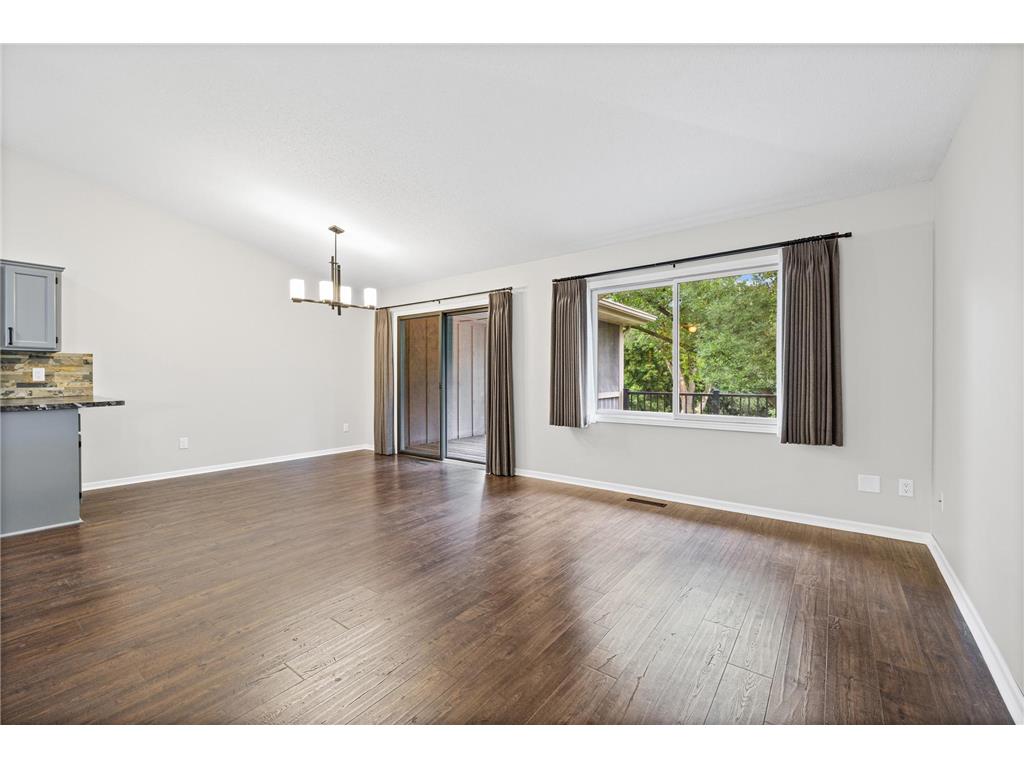 1544 Clemson Drive #B Eagan MN 55122 7090743 image12