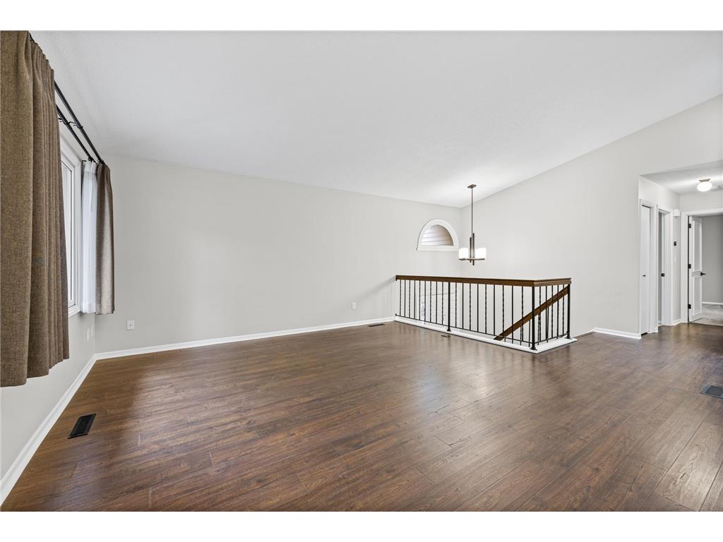 1544 Clemson Drive #B Eagan MN 55122 7090743 image16