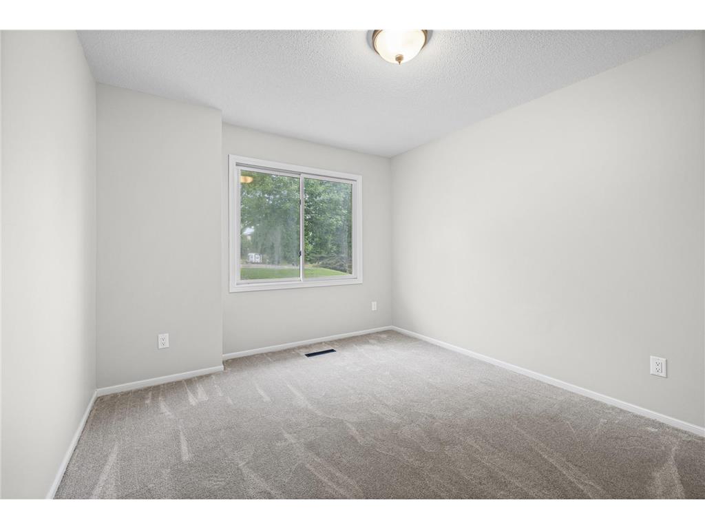 1544 Clemson Drive #B Eagan MN 55122 7090743 image26
