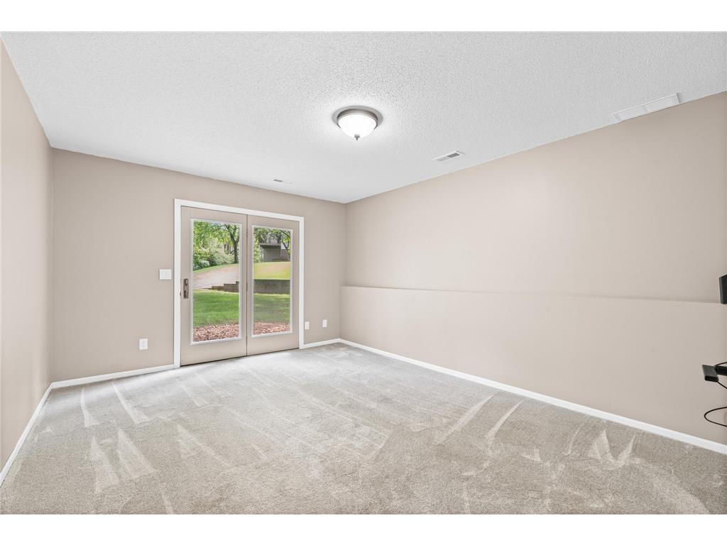 1544 Clemson Drive #B Eagan MN 55122 7090743 image28
