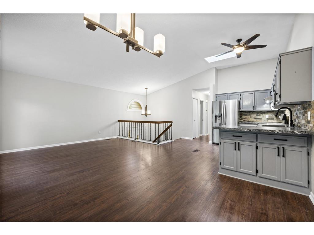 1544 Clemson Drive #B Eagan MN 55122 7090743 image9