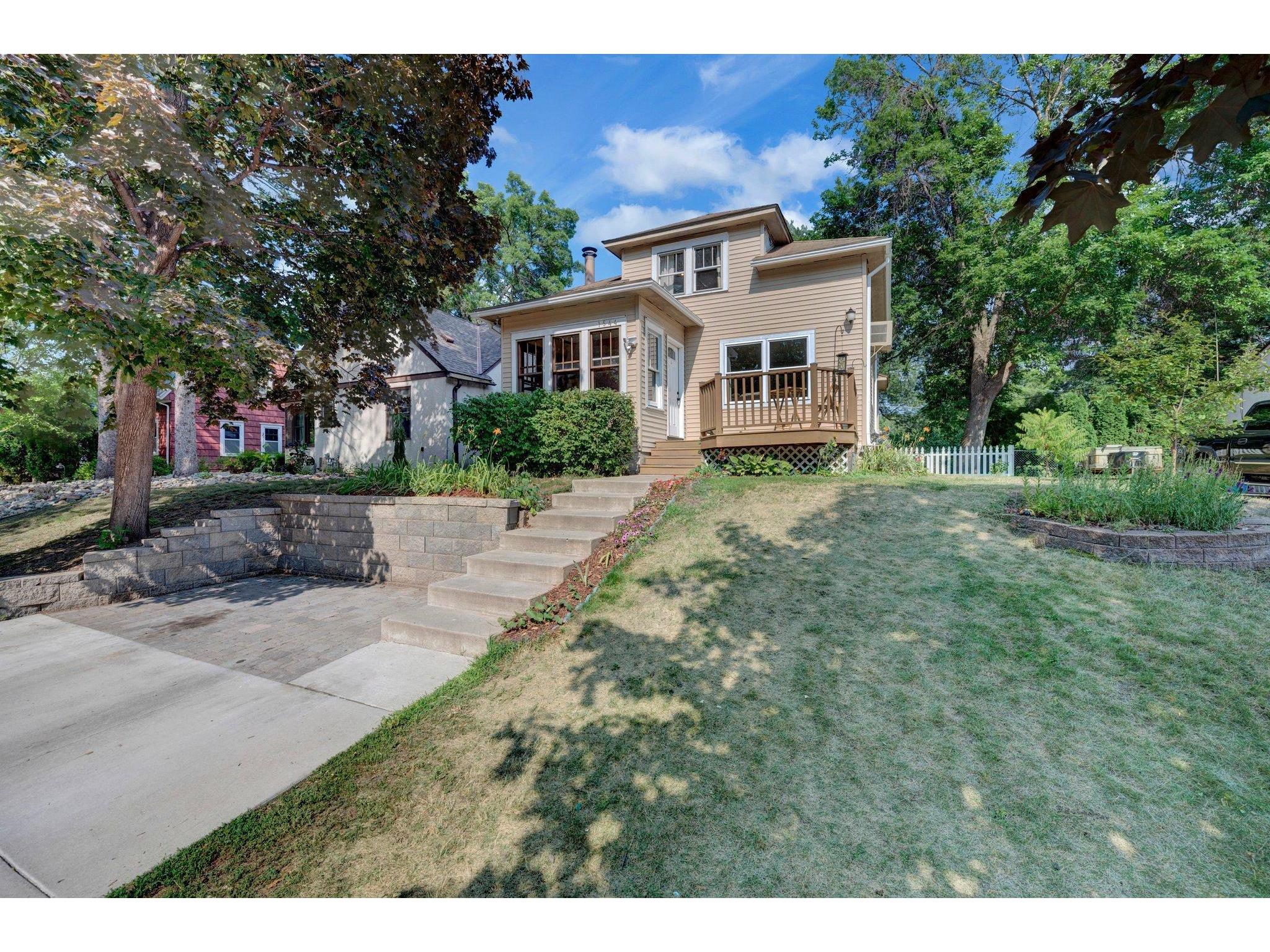 1544 Duluth Street, Saint Paul, MN 55106 MLS 6010976 Edina Realty