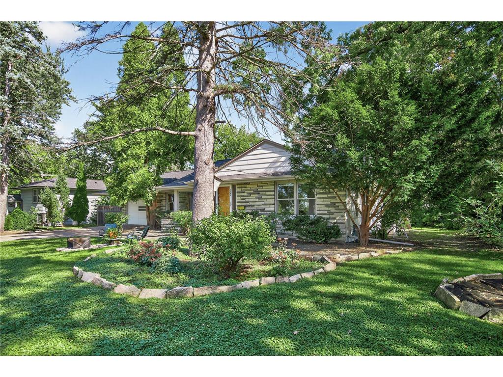 1544 Mississippi River Boulevard S Saint Paul MN 55116 - Mississippi 7019894 image2