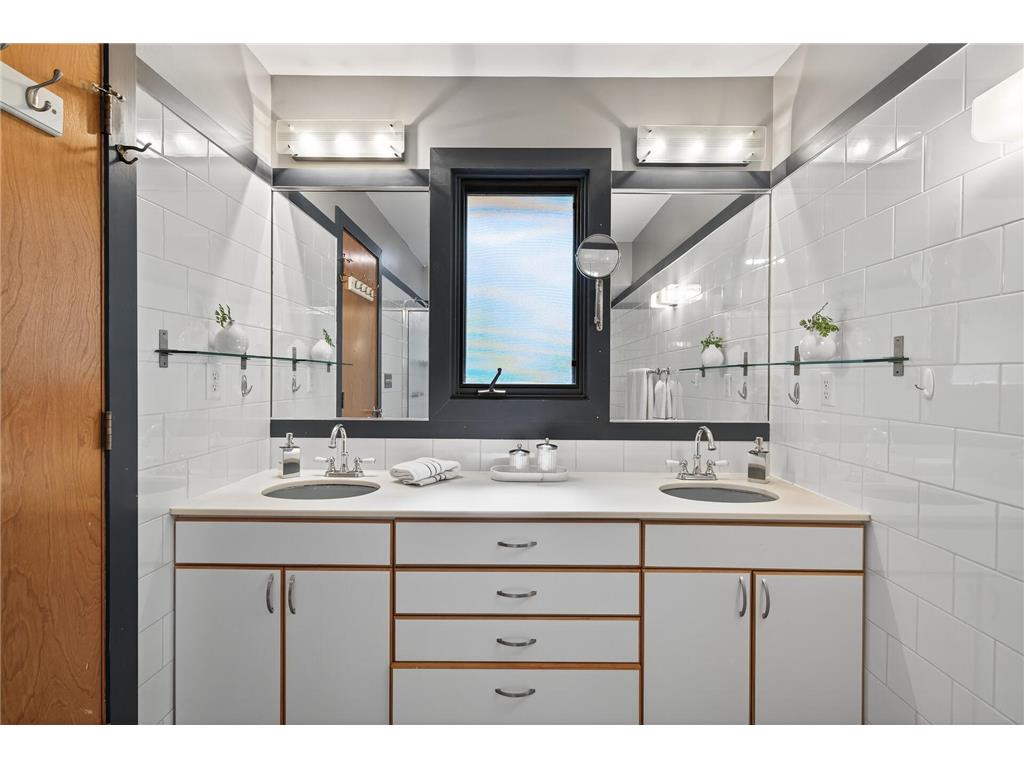 1544 Mississippi River Boulevard S Saint Paul MN 55116 - Mississippi 7019894 image20