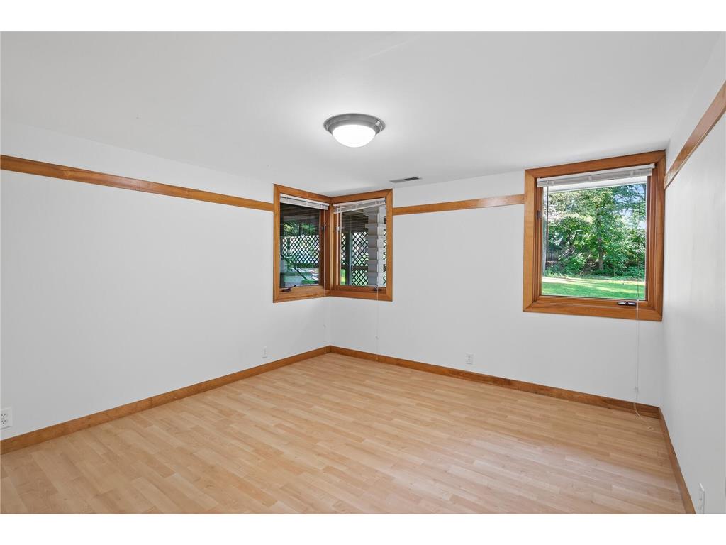 1544 Mississippi River Boulevard S Saint Paul MN 55116 - Mississippi 7019894 image30