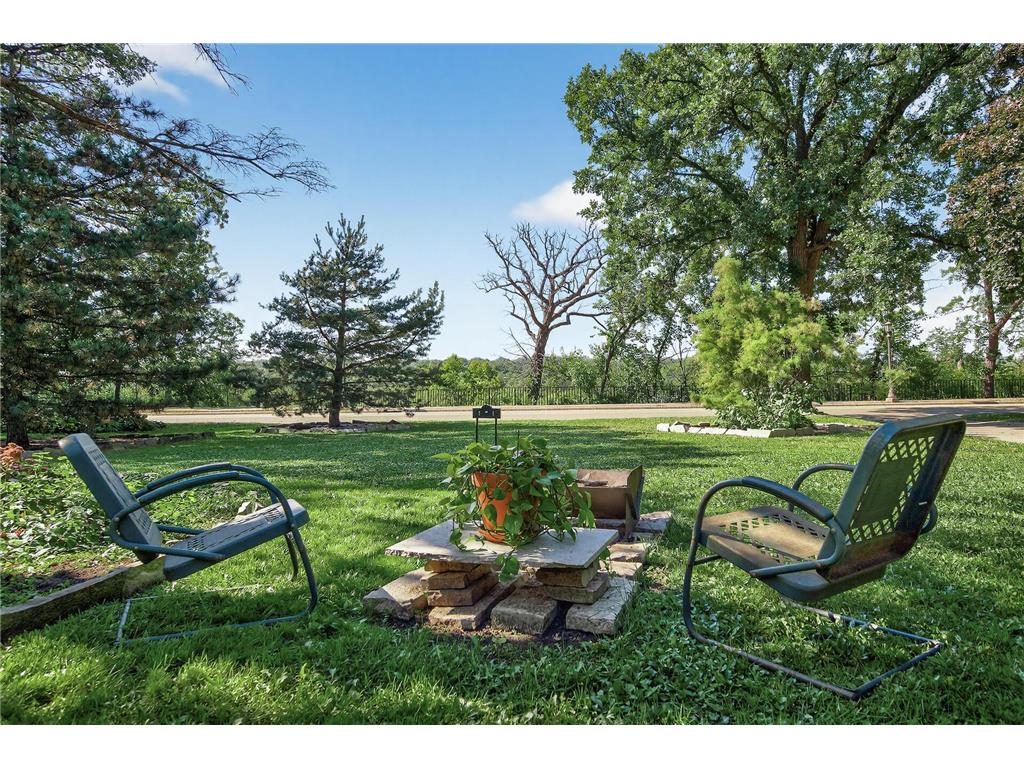 1544 Mississippi River Boulevard S Saint Paul MN 55116 - Mississippi 7019894 image4