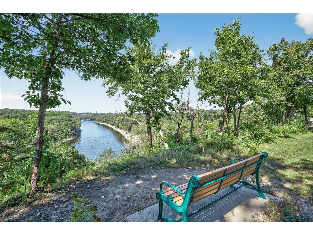 1544 Mississippi River Boulevard S Saint Paul MN 55116 - Mississippi 7019894 image42