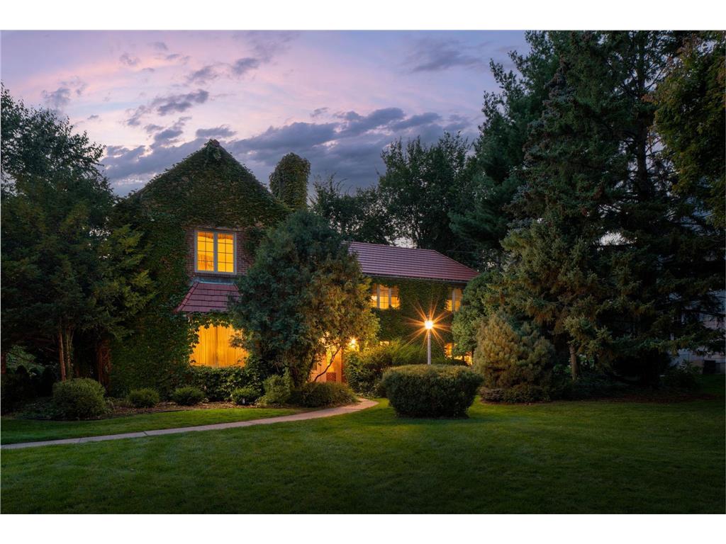 1545 Edgcumbe Road Saint Paul MN 55116 6769566 image1