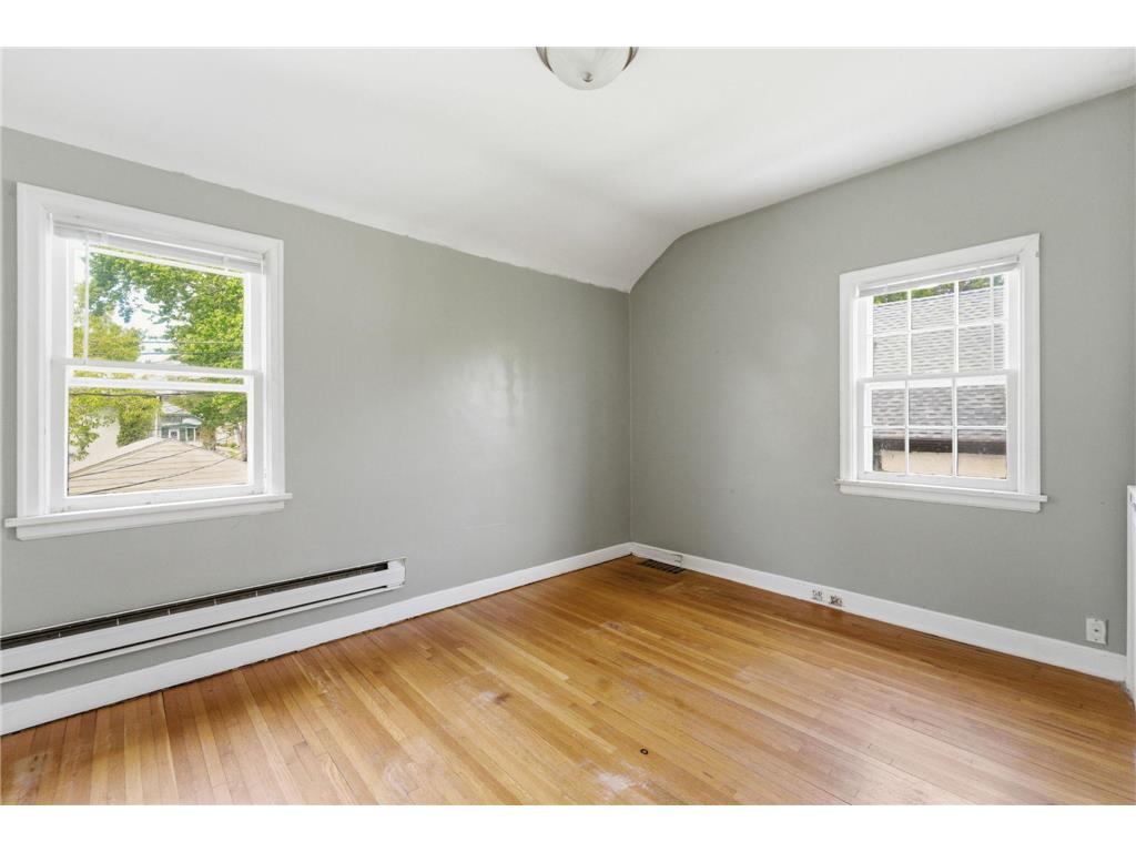 1545 Laurel Avenue Saint Paul MN 55104 6804250 image10
