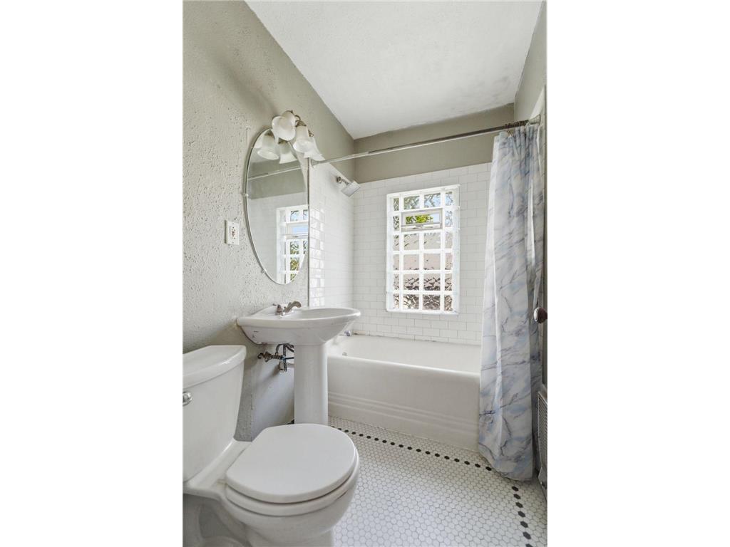 1545 Laurel Avenue Saint Paul MN 55104 6804250 image19