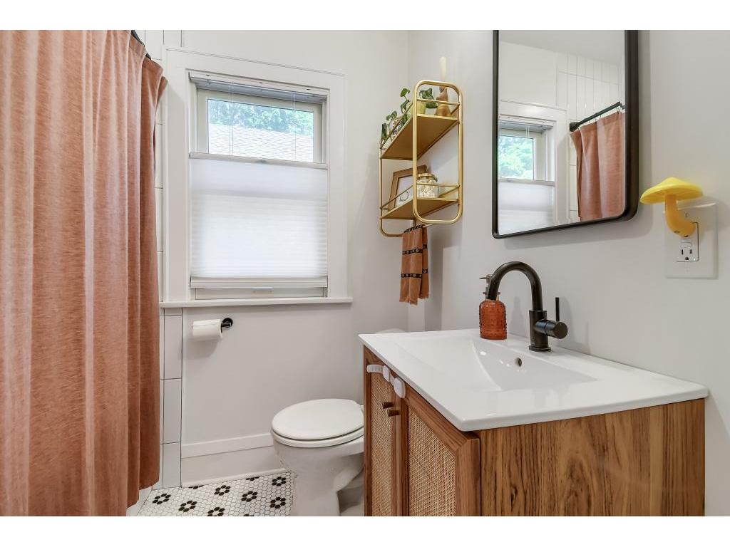 1545 Simpson Street Saint Paul MN 55108 7082436 image18