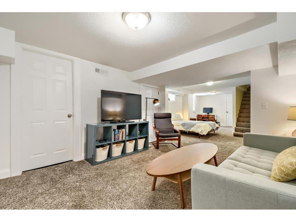 1545 Simpson Street Saint Paul MN 55108 7082436 image24