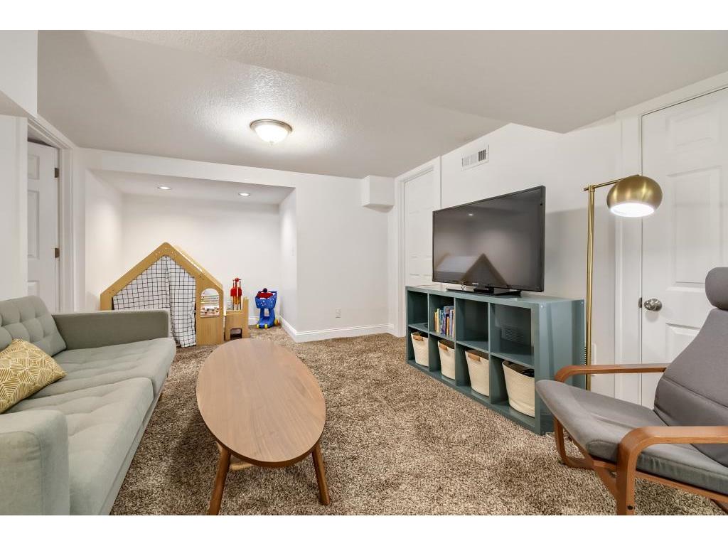 1545 Simpson Street Saint Paul MN 55108 7082436 image26