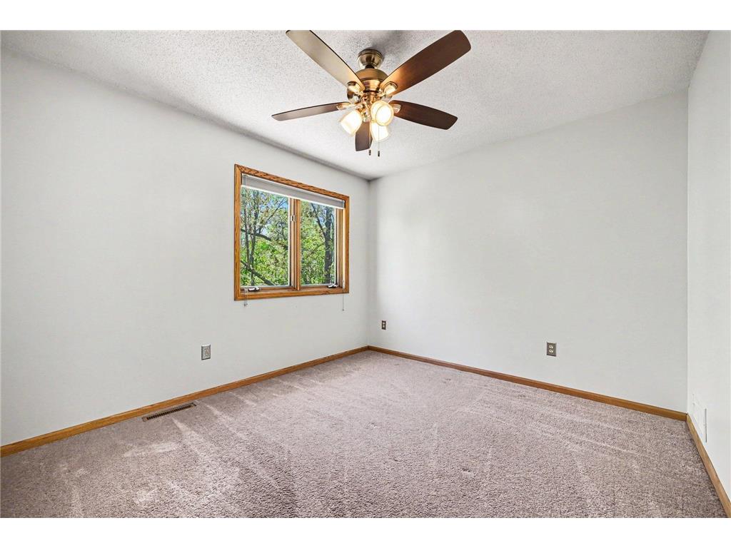 15455 University Avenue NE Ham Lake MN 55304 7073047 image15