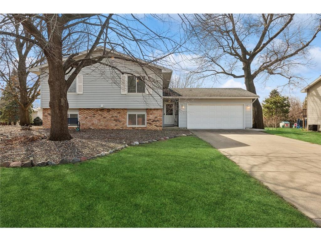 1546 Hillview Road Shoreview MN 55126 6498910 image2