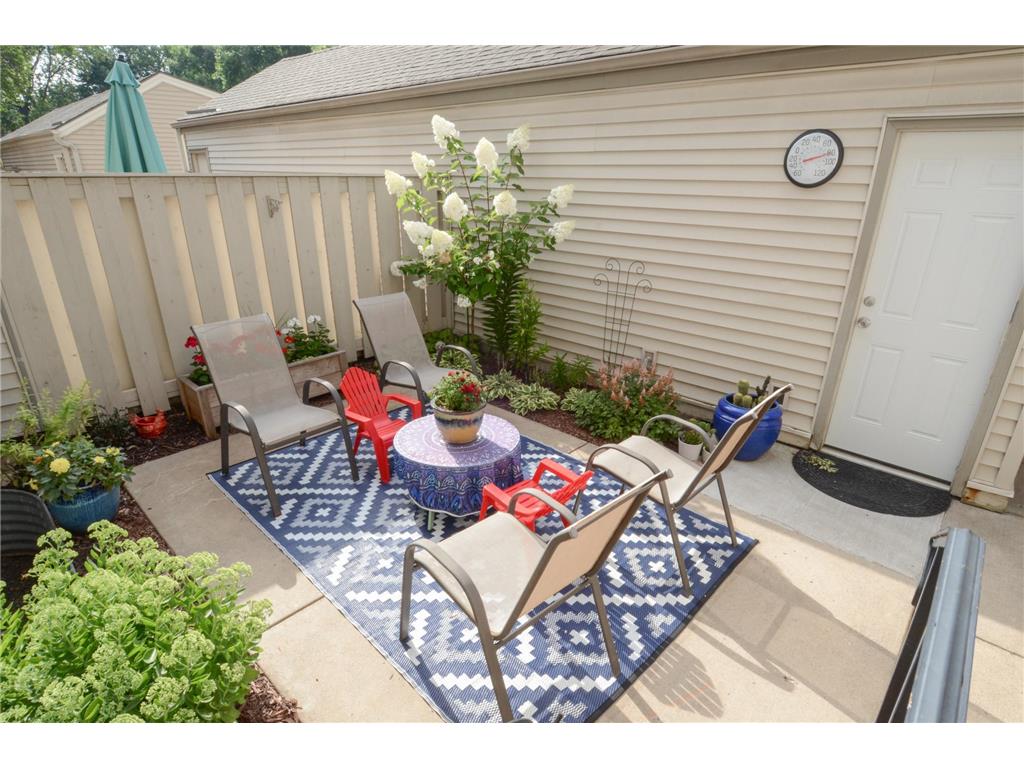 1547 N Oberlin Circle Fridley MN 55432 6767492 image1