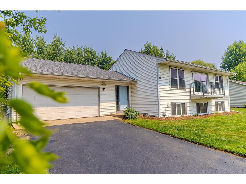 15474 Drexel Way Apple Valley MN 55124 6765851 image1