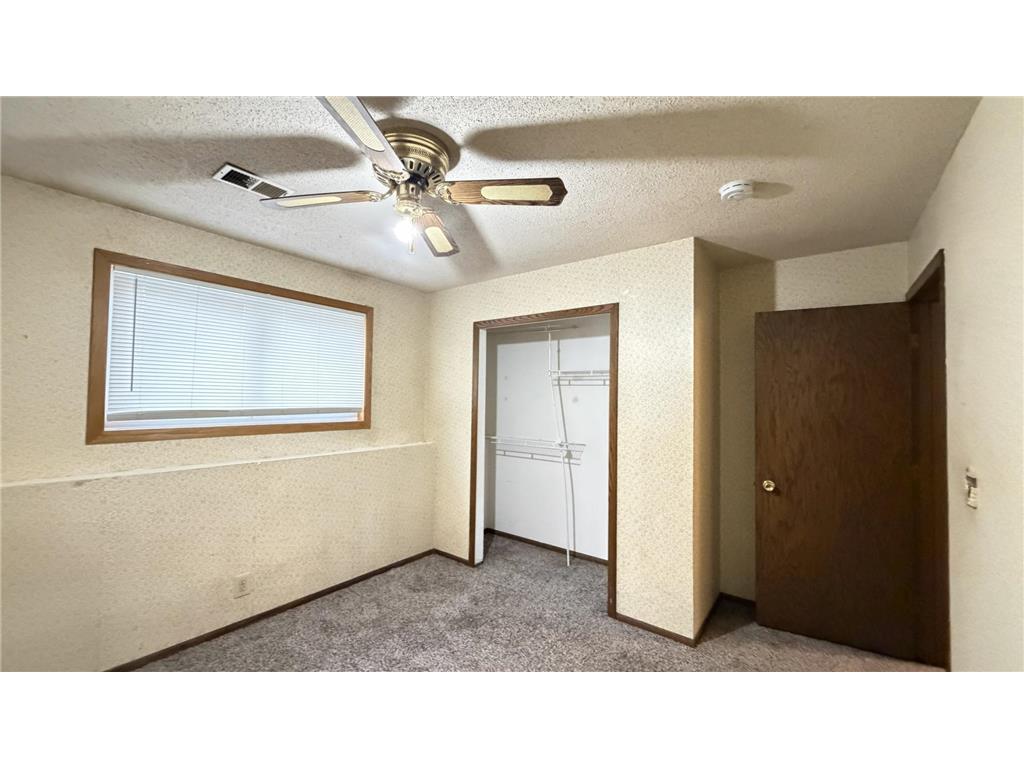 1548 7th Street E Saint Paul MN 55106 7004390 image20