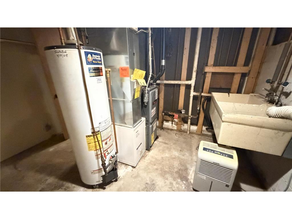 1548 7th Street E Saint Paul MN 55106 7004390 image21