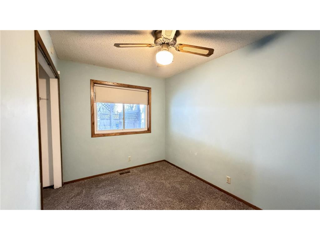 1548 7th Street E Saint Paul MN 55106 7004390 image8