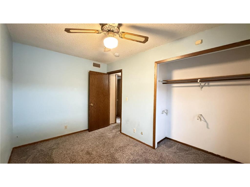 1548 7th Street E Saint Paul MN 55106 7004390 image9