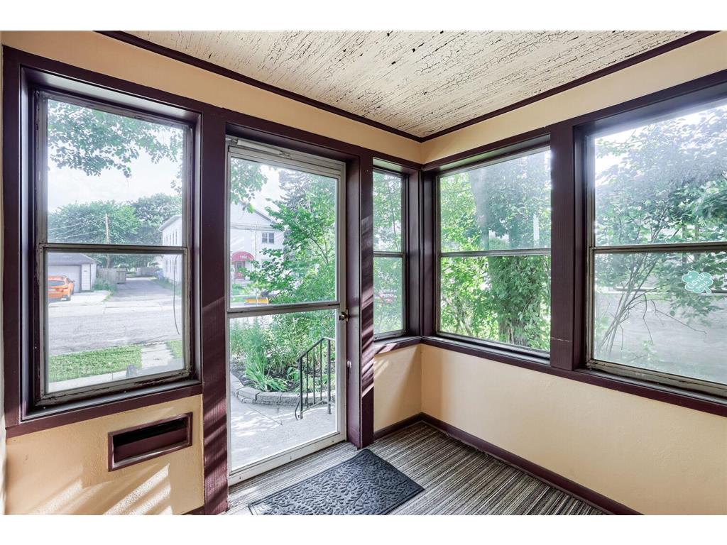 1549 Edmund Avenue Saint Paul MN 55104 7105843 image3