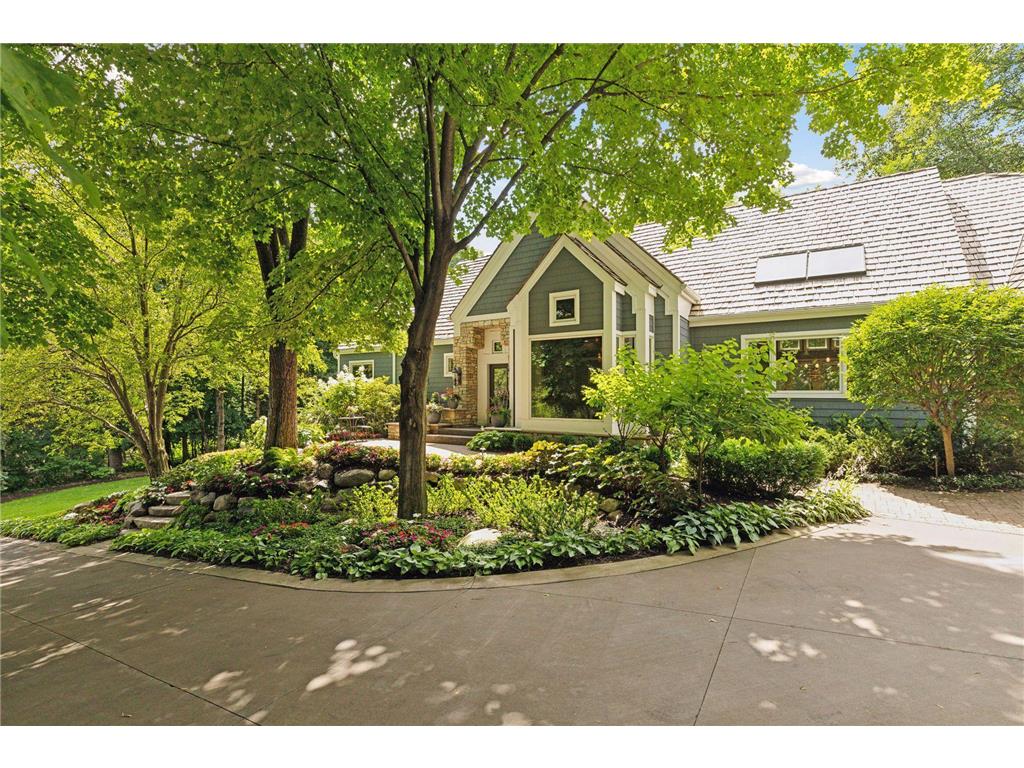 155 Gideons Point Road Tonka Bay MN 55331 - Lake Minnetonka 6533531 image1