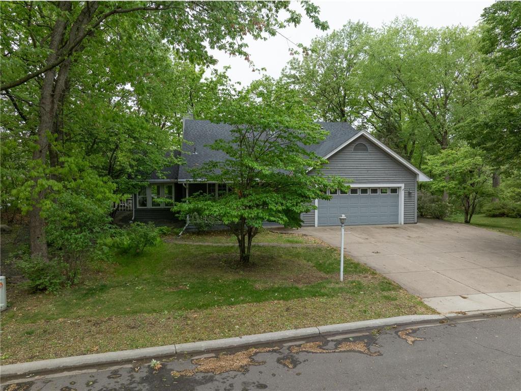 155 Lost Lake Court Mahtomedi MN 55115 - Lost Lake 6724960 image1