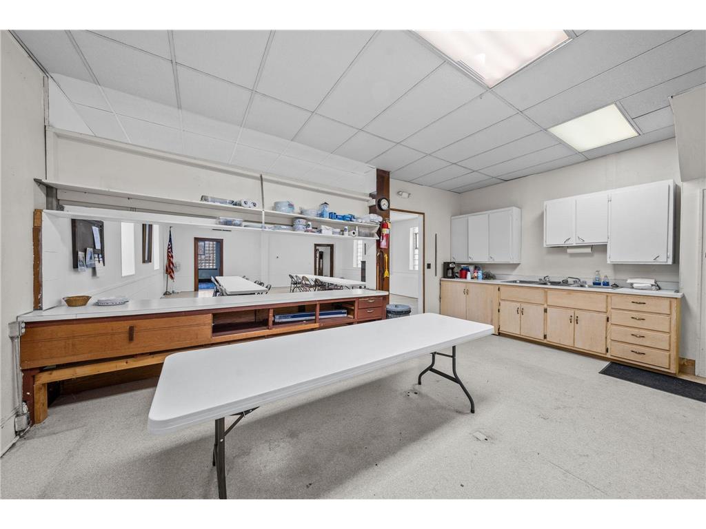 155 W 4th Street Rush City MN 55069 7017720 image11