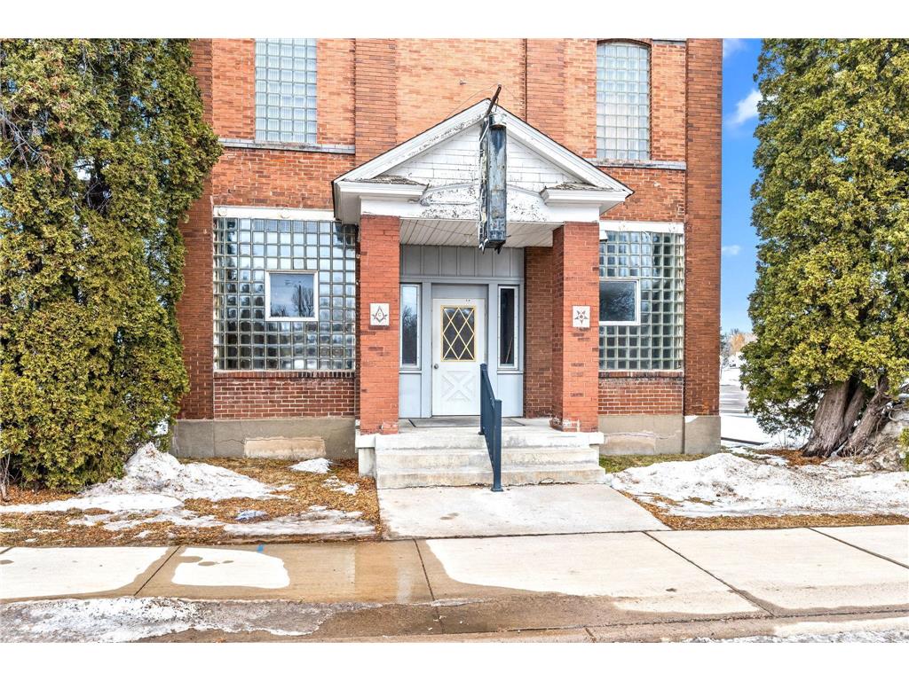 155 W 4th Street Rush City MN 55069 7017720 image2