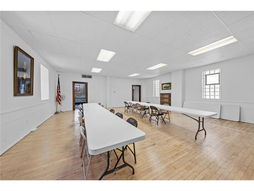 155 W 4th Street Rush City MN 55069 7017720 image8