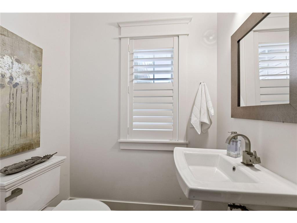 155 Wooddale Avenue Wayzata MN 55391 7064740 image38