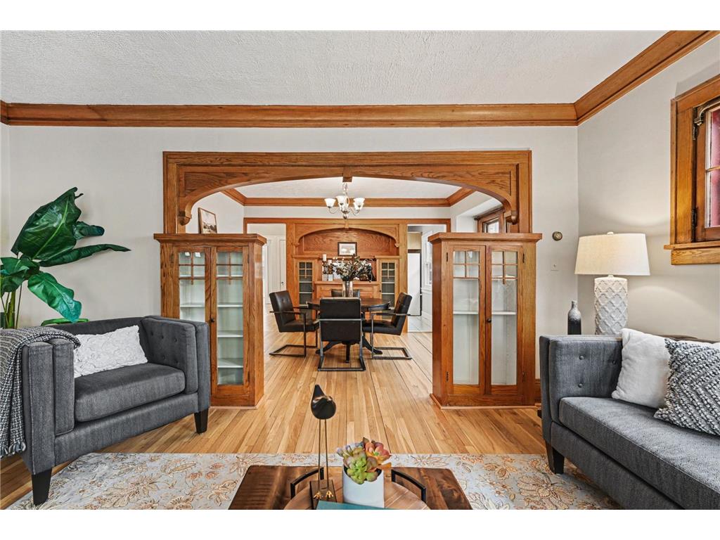 1550 Hague Avenue Saint Paul MN 55104 7053040 image1