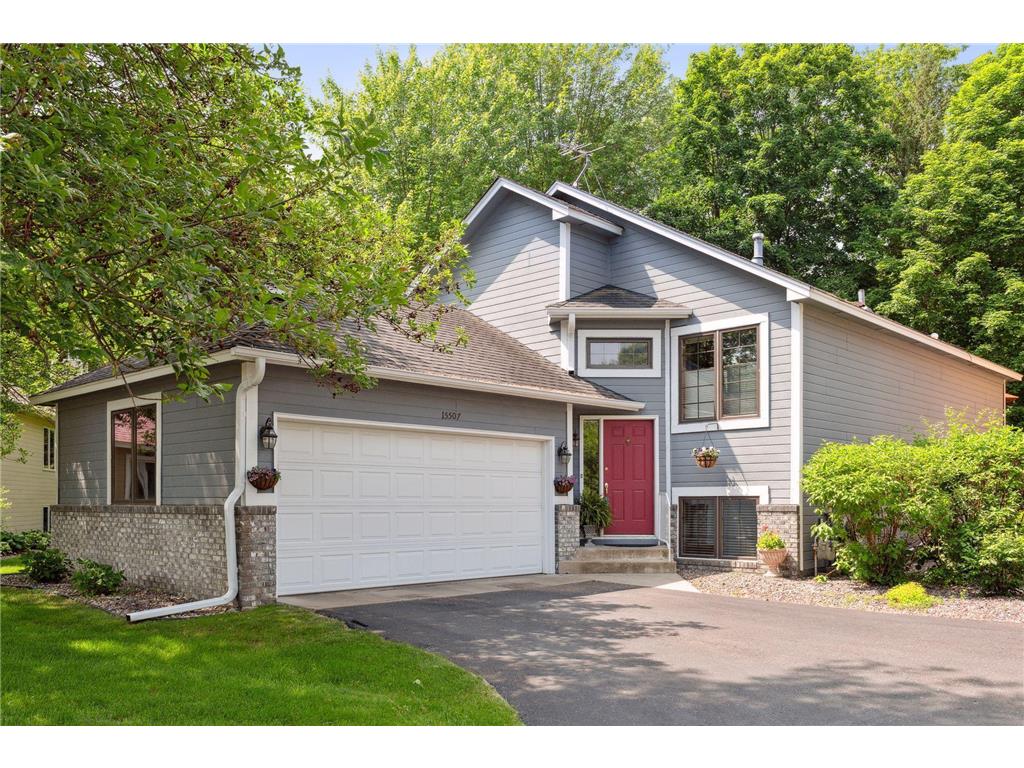 15507 Sussex Drive, MN, 55345 MLS 6382264 Edina Realty